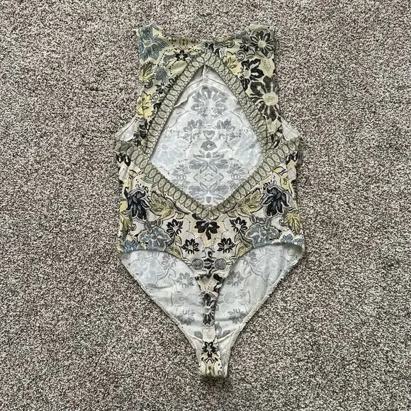Free People Intimately cream, yellow & navy paisley open back bodysuit S - Picture 5 of 11